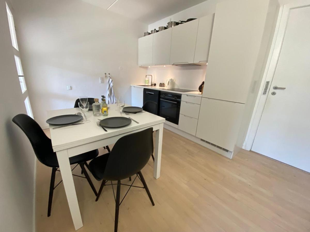 Central Copenhagen Apt With Balcony, Free Parking W Elevator 외부 사진
