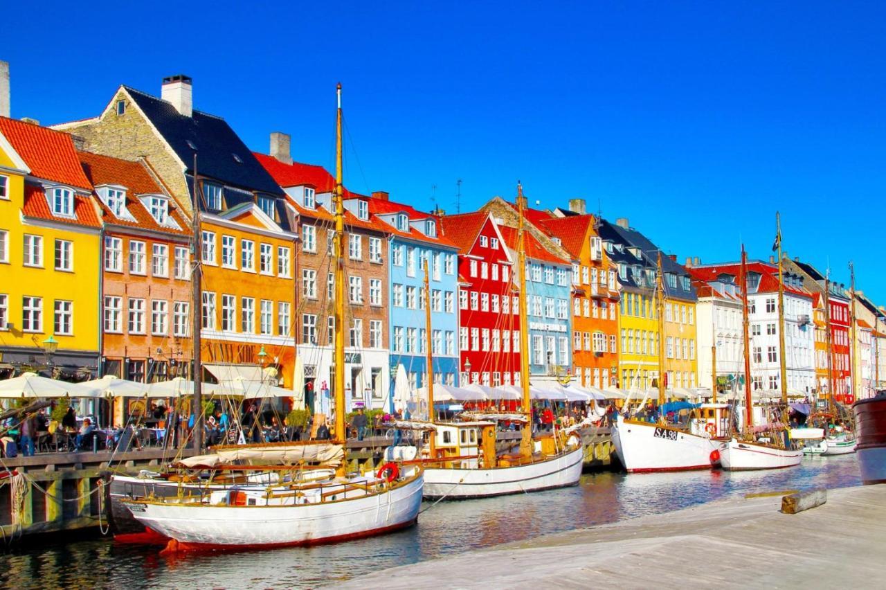 Central Copenhagen Apt With Balcony, Free Parking W Elevator 외부 사진