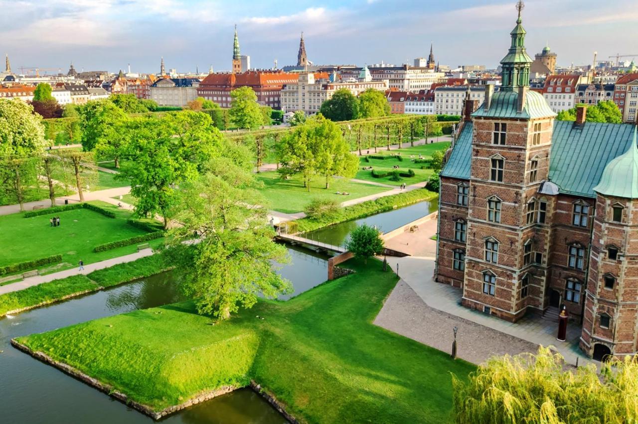 Central Copenhagen Apt With Balcony, Free Parking W Elevator 외부 사진